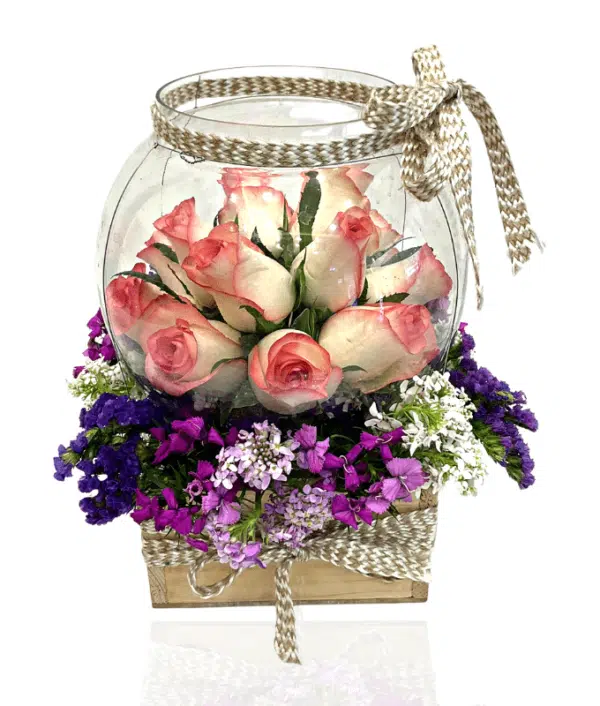 Jumelia Roses in vase