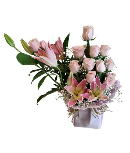 Sweet Pink roses,Pink lilies