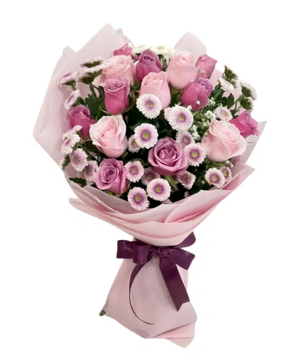 Purple roses,Sweet pink roses,small purple dotted chrysanthemums